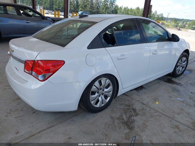 1G1PA5SG9F7178162 Chevrolet Cruze Ls Auto