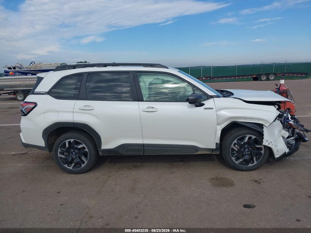 2025 Subaru Forester Limited Hybrid მანქანა იყიდება აუქციონზე, vin: JF2SLSRDXSH454831, აუქციონის ნომერი: 45403230