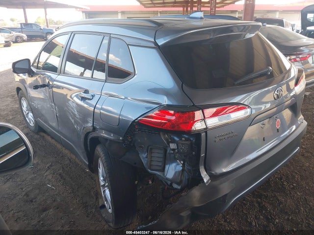 Toyota Corolla Cross Le 2023 7MUCAAAGXPV041616 Image 3