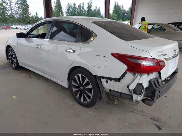 Nissan Altima 2.5 Sv 2018 1N4AL3AP6JC173228 Image 3