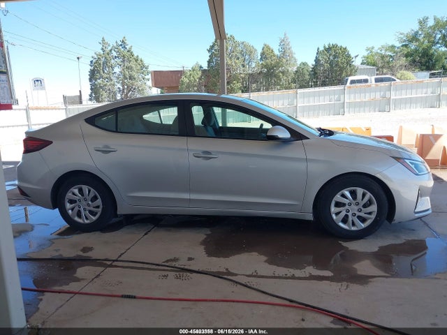 Hyundai ELANTRA SE 2019 5NPD74LF4KH495443 Image 14