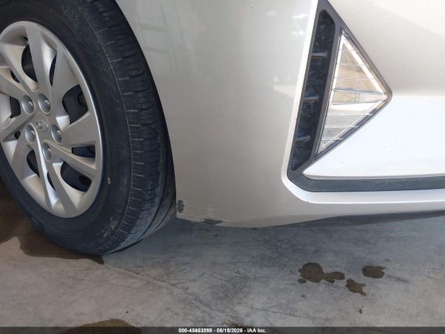 Hyundai ELANTRA SE 2019 5NPD74LF4KH495443 Image 6