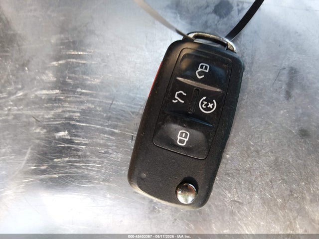 2021 Volkswagen Passat 2.0t R-line მანქანა იყიდება აუქციონზე, vin: 1VWMA7A37MC015306, აუქციონის ნომერი: 45403367