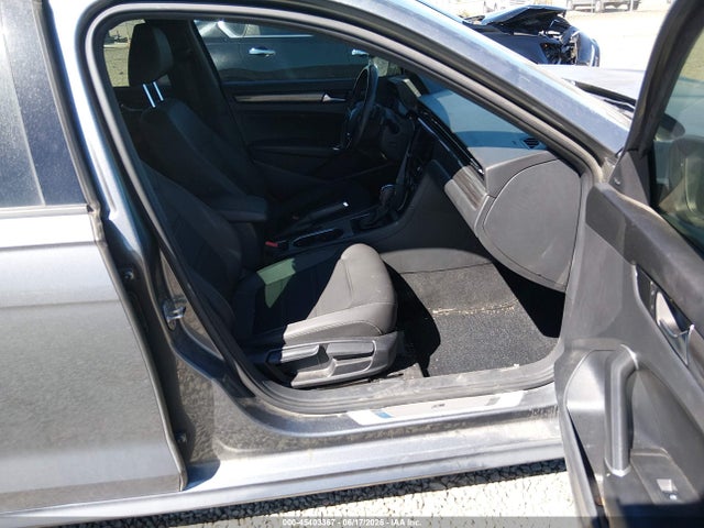 2021 Volkswagen Passat 2.0t R-line მანქანა იყიდება აუქციონზე, vin: 1VWMA7A37MC015306, აუქციონის ნომერი: 45403367