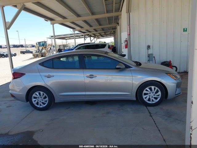 Hyundai ELANTRA SE 2020 5NPD74LF3LH613998 Image 13
