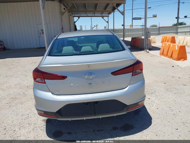 Hyundai ELANTRA SE 2020 5NPD74LF3LH613998 Image 16