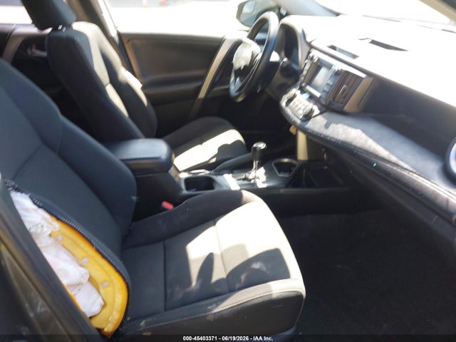 Toyota Rav4 Xle 2017 JTMWFREV6HD101890 Image 5