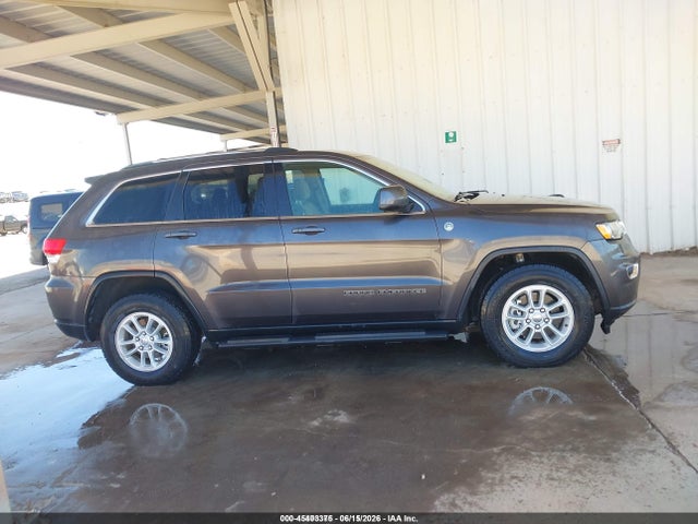 1C4RJFAG6JC398754 Jeep Grand Cherokee Laredo E 4x4