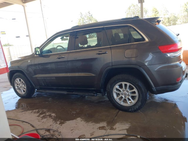 1C4RJFAG6JC398754 Jeep Grand Cherokee Laredo E 4x4