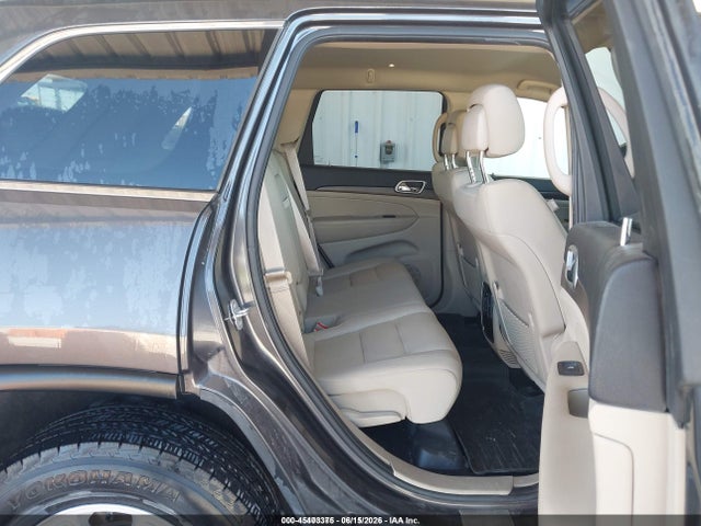 1C4RJFAG6JC398754 Jeep Grand Cherokee Laredo E 4x4