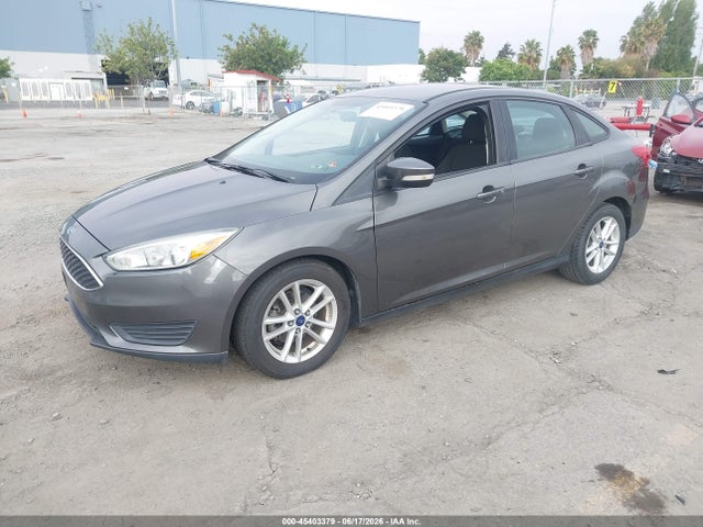 Ford FOCUS SE 2015 1FADP3F20FL294665 Image 2
