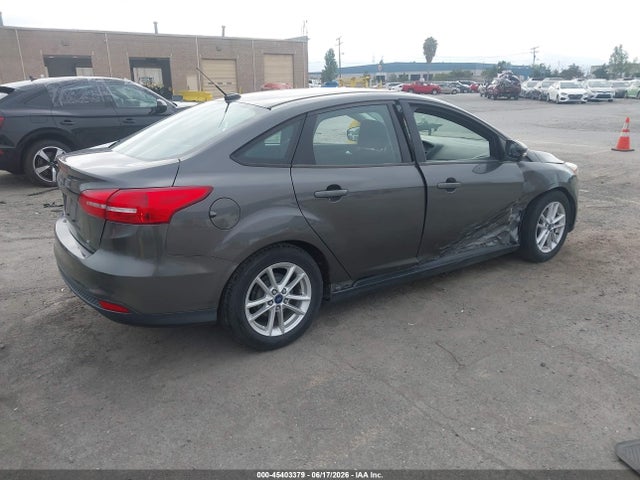 Ford FOCUS SE 2015 1FADP3F20FL294665 Image 4