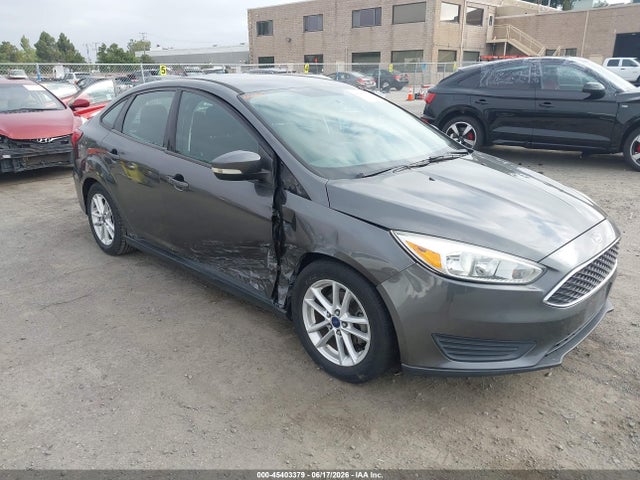 Ford FOCUS SE 2015 1FADP3F20FL294665 Image 6