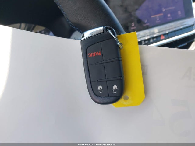 45403416 :رقم المزاد ، 3C4NJDBB4NT180859 vin ، 2022 Jeep Compass Latitude 4x4 مزاد بيع
