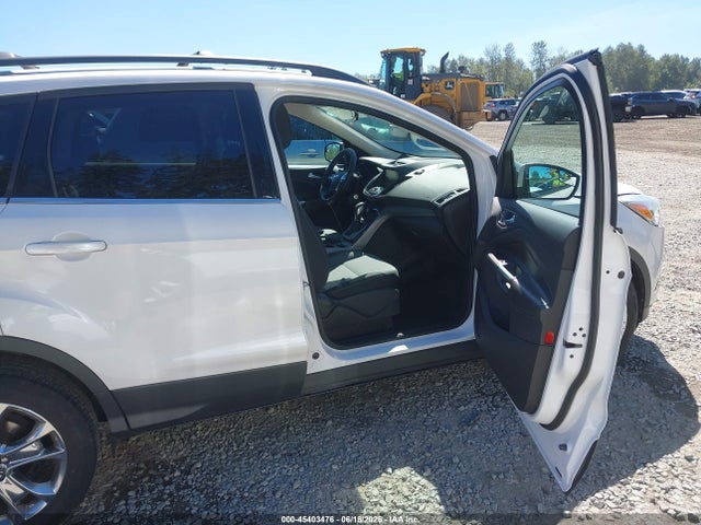 2014 Ford Escape Se მანქანა იყიდება აუქციონზე, vin: 1FMCU9G9XEUB80934, აუქციონის ნომერი: 45403476