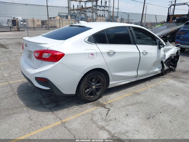 1G1BE5SM5H7122792 Chevrolet Cruze Lt Auto