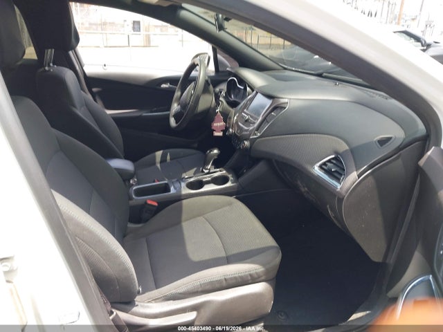 1G1BE5SM5H7122792 Chevrolet Cruze Lt Auto