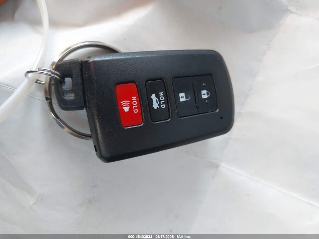 5TDJKRFHXGS286026 Toyota Highlander Xle V6