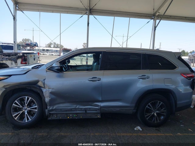 5TDJKRFHXGS286026 Toyota Highlander Xle V6