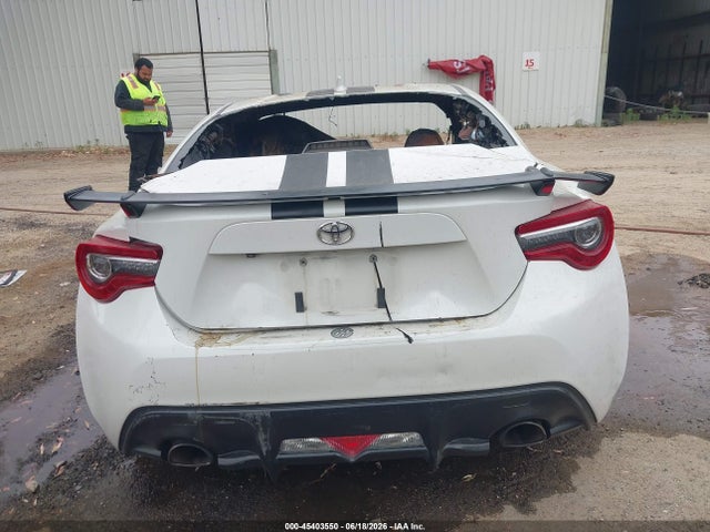 Toyota 86 2017 JF1ZNAA10H8707138 Image 15