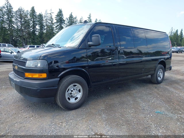 1GAZGNFP7L1266126 Chevrolet Express Passenger Rwd 3500 Extended Wheelbase Ls