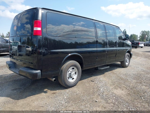 1GAZGNFP7L1266126 Chevrolet Express Passenger Rwd 3500 Extended Wheelbase Ls