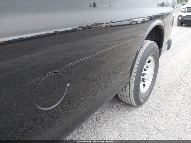 1GAZGNFP7L1266126 Chevrolet Express Passenger Rwd 3500 Extended Wheelbase Ls