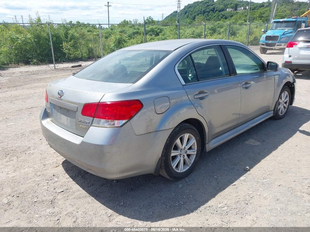 2011 Subaru Legacy 2.5i Premium მანქანა იყიდება აუქციონზე, vin: 4S3BMBC64B3230215, აუქციონის ნომერი: 45403575