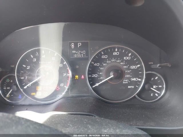 2011 Subaru Legacy 2.5i Premium მანქანა იყიდება აუქციონზე, vin: 4S3BMBC64B3230215, აუქციონის ნომერი: 45403575