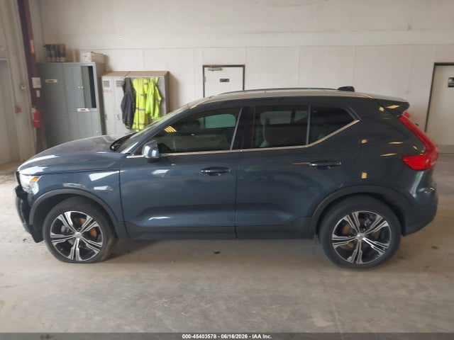2022 Volvo Xc40 T5 Inscription მანქანა იყიდება აუქციონზე, vin: YV4162UL0N2739915, აუქციონის ნომერი: 45403578