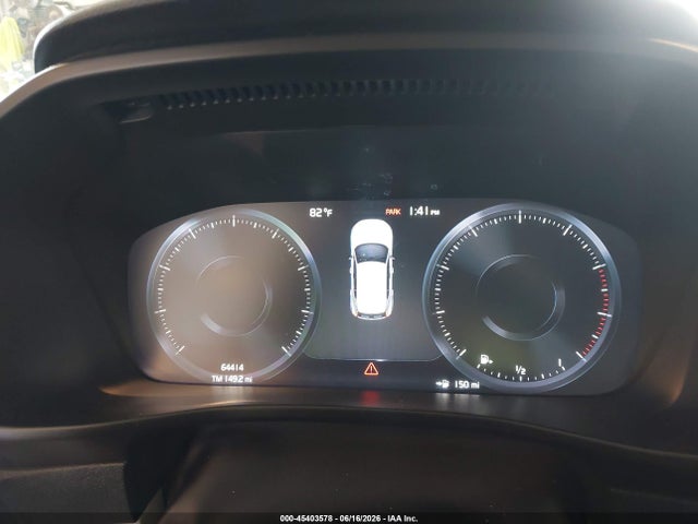 2022 Volvo Xc40 T5 Inscription მანქანა იყიდება აუქციონზე, vin: YV4162UL0N2739915, აუქციონის ნომერი: 45403578