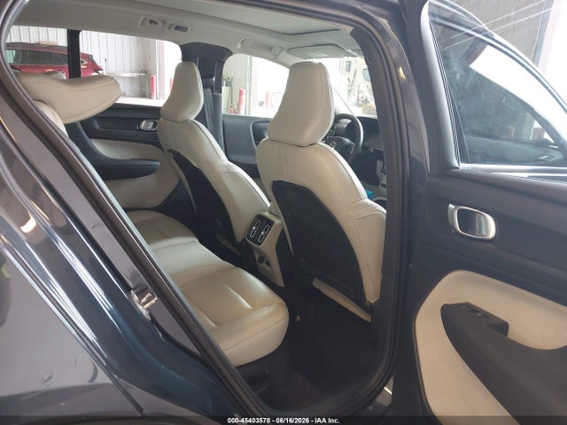 2022 Volvo Xc40 T5 Inscription მანქანა იყიდება აუქციონზე, vin: YV4162UL0N2739915, აუქციონის ნომერი: 45403578