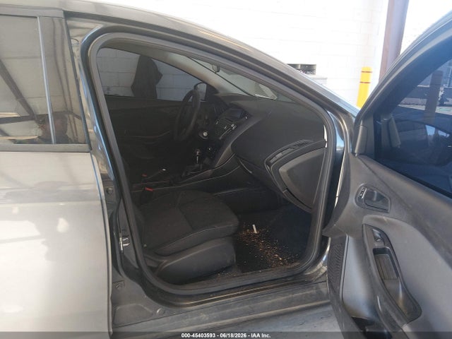 Ford FOCUS S 2015 1FADP3E26FL281730 Image 5
