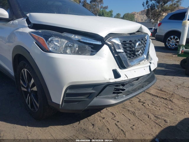 3N1CP5CU6JL523681 Nissan KICKS SV