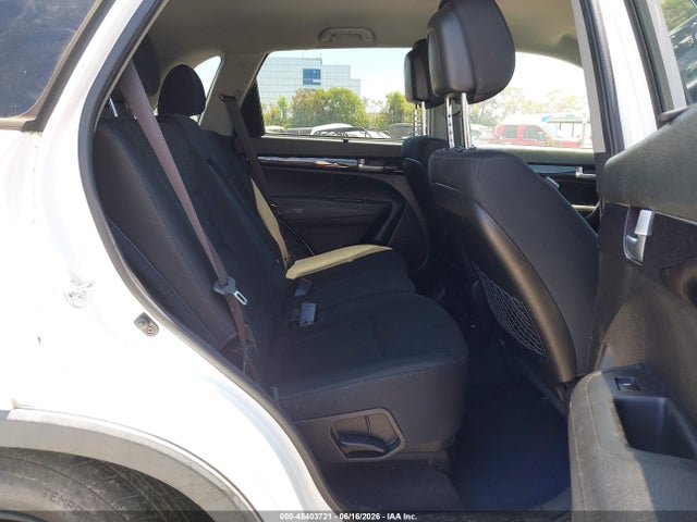 KIA Sorento Lx V6 2015 5XYKT4A74FG555832 Image 8