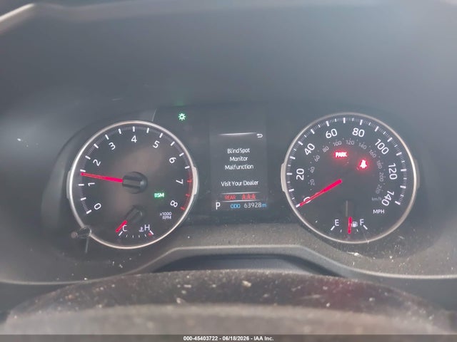2T3P1RFV7NW278674 Toyota Rav4 Xle