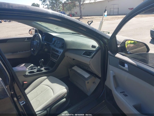 Hyundai SONATA SE 2015 5NPE24AF9FH153062 Image 5