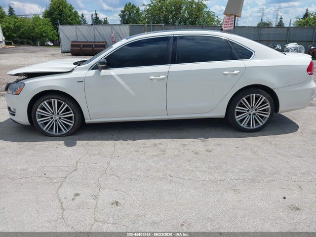 1VWBT7A39FC026229 Volkswagen Passat 1.8t Sport