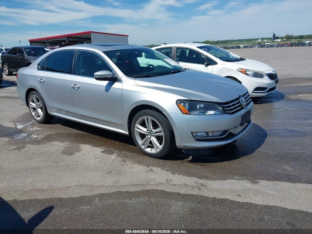 Продажа на аукционе авто 2014 Volkswagen Passat 1.8t Sel Premium, vin: 1VWCS7A34EC077448, номер лота: 45403858