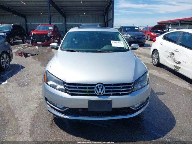 Продажа на аукционе авто 2014 Volkswagen Passat 1.8t Sel Premium, vin: 1VWCS7A34EC077448, номер лота: 45403858