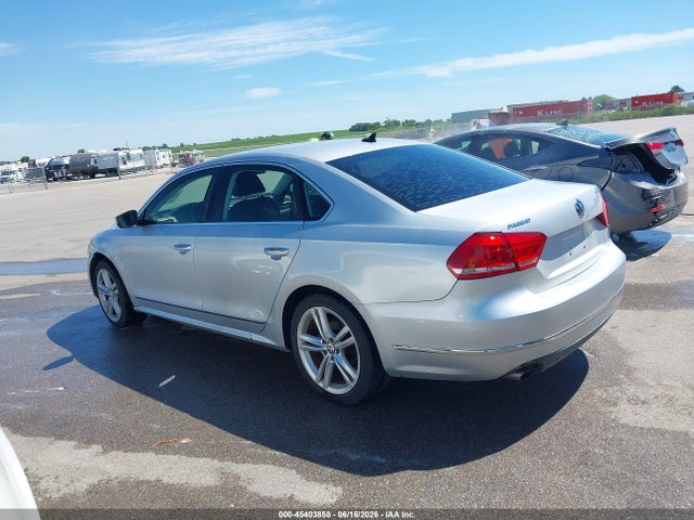 Продажа на аукционе авто 2014 Volkswagen Passat 1.8t Sel Premium, vin: 1VWCS7A34EC077448, номер лота: 45403858