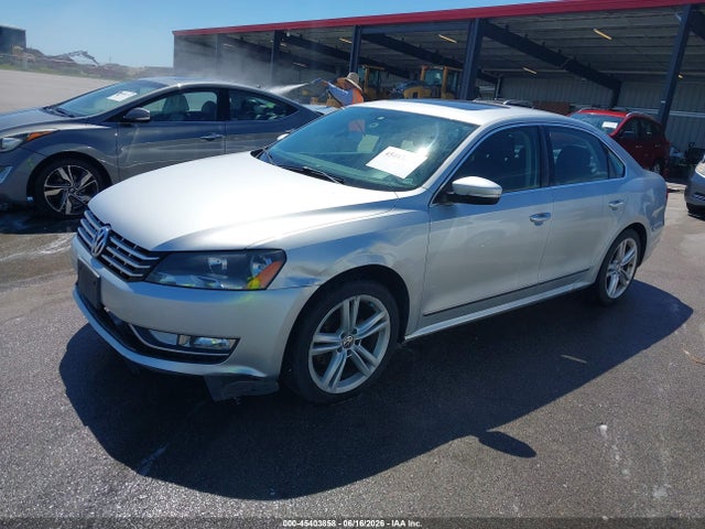 Продажа на аукционе авто 2014 Volkswagen Passat 1.8t Sel Premium, vin: 1VWCS7A34EC077448, номер лота: 45403858