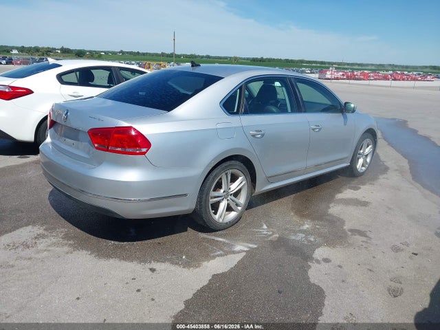Продажа на аукционе авто 2014 Volkswagen Passat 1.8t Sel Premium, vin: 1VWCS7A34EC077448, номер лота: 45403858