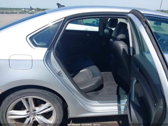 Продажа на аукционе авто 2014 Volkswagen Passat 1.8t Sel Premium, vin: 1VWCS7A34EC077448, номер лота: 45403858