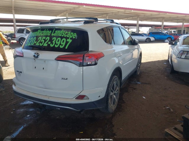 Toyota Rav4 Xle 2017 JTMWFREV9HJ141060 Image 4