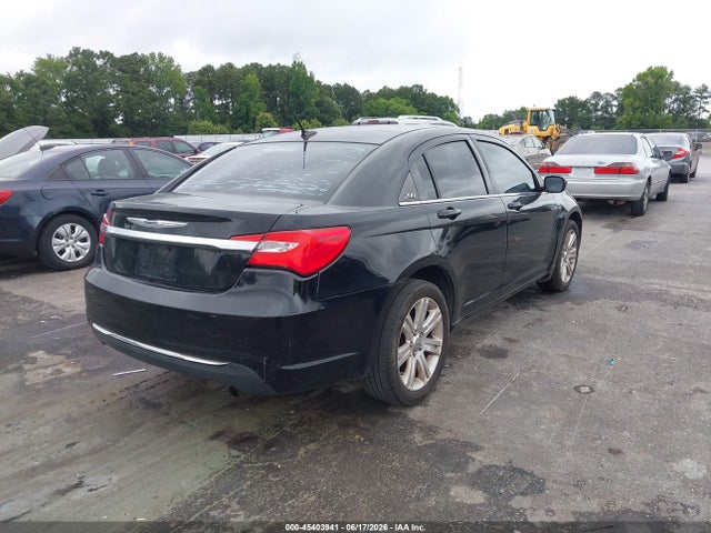 Продаж на аукціоні авто 2013 Chrysler 200 Lx, vin: 1C3CCBAB6DN764769, номер лоту: 45403941