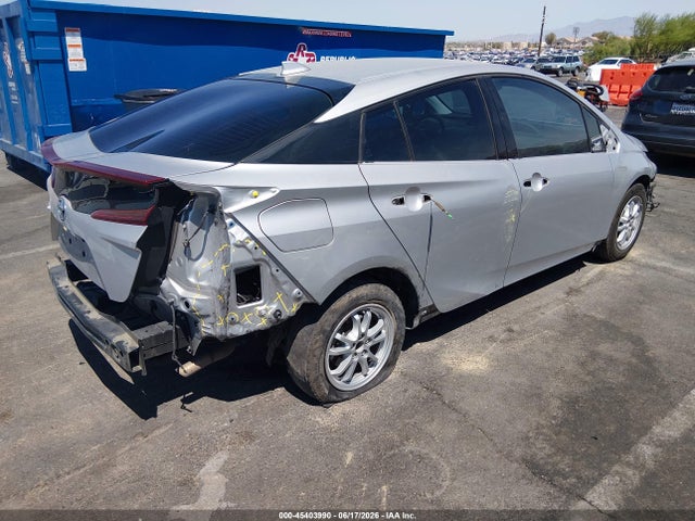 JTDKARFP7J3104452 Toyota Prius Prime Premium