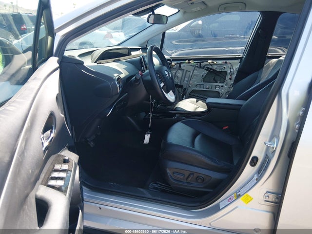 JTDKARFP7J3104452 Toyota Prius Prime Premium