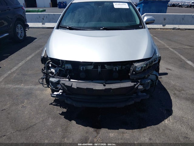 JTDKARFP7J3104452 Toyota Prius Prime Premium