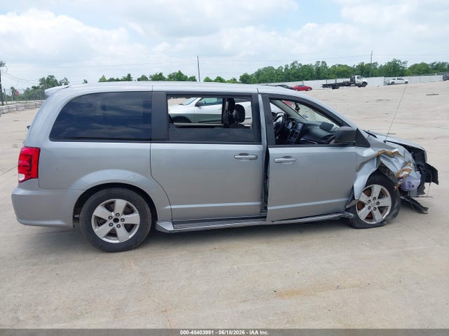 2C4RDGBG5JR288555 Dodge Grand Caravan Se